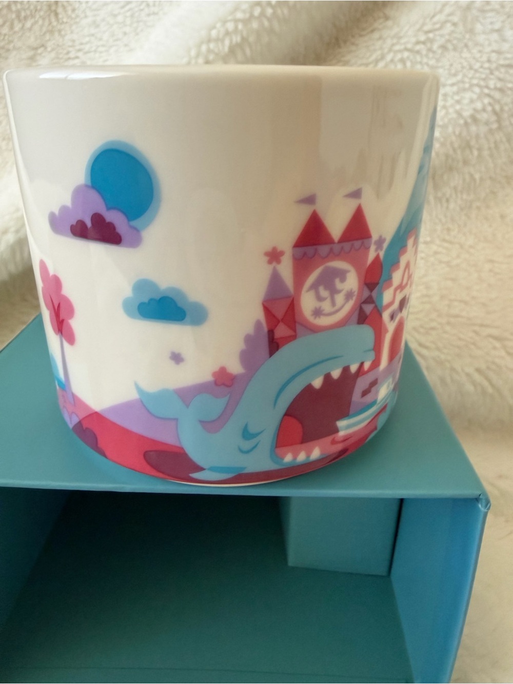 Starbucks 'You Are Here Collection' Disneyland Fantasyland Mug - New in Box - Picture 6 of 16